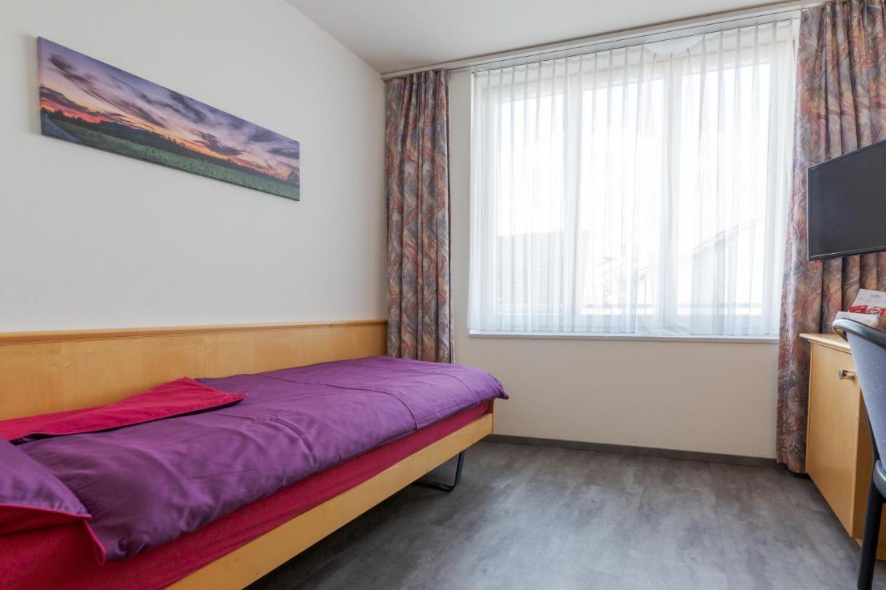 Hotel Rynach Reinach  Buitenkant foto