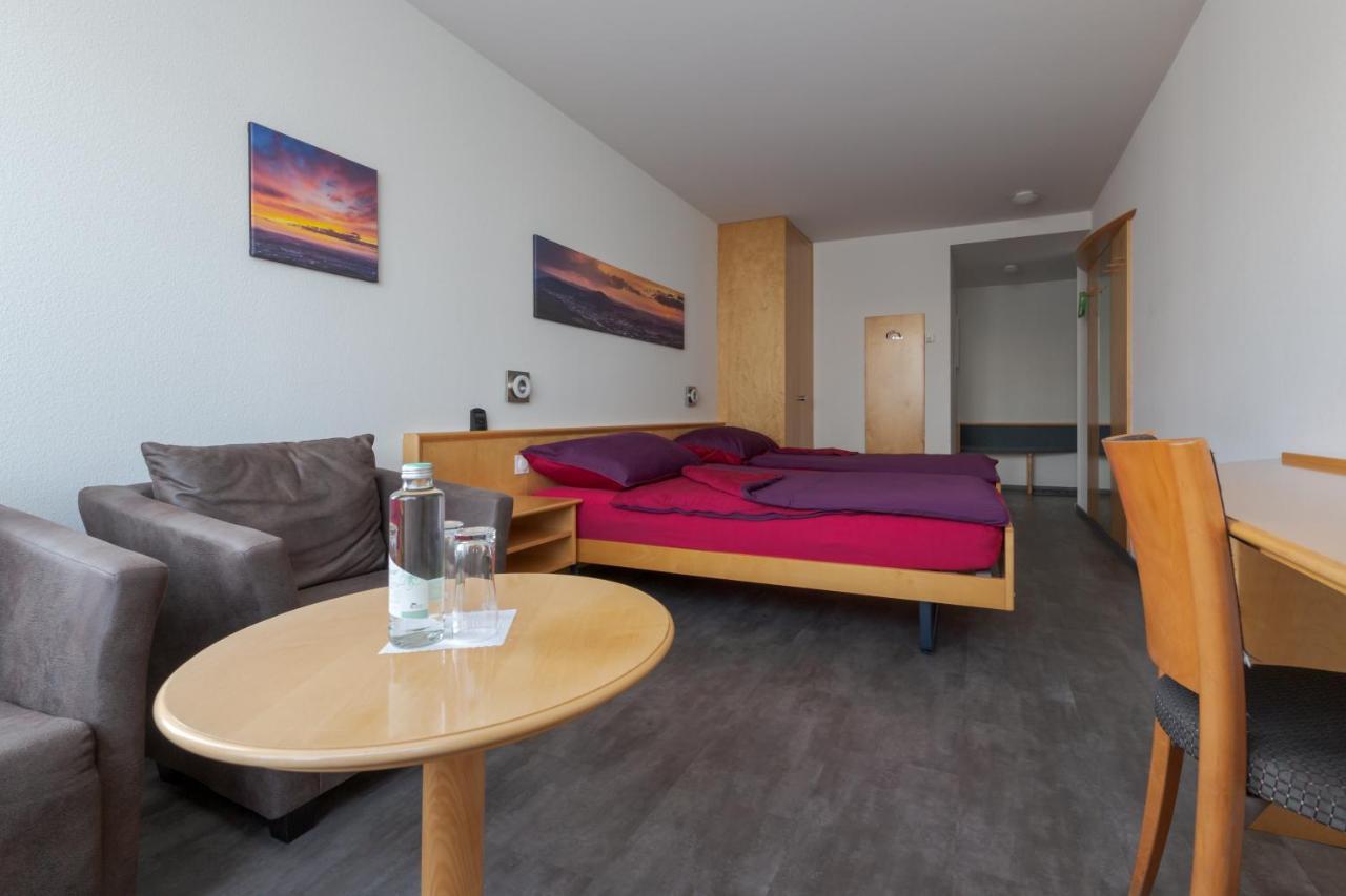 Hotel Rynach Reinach  Buitenkant foto